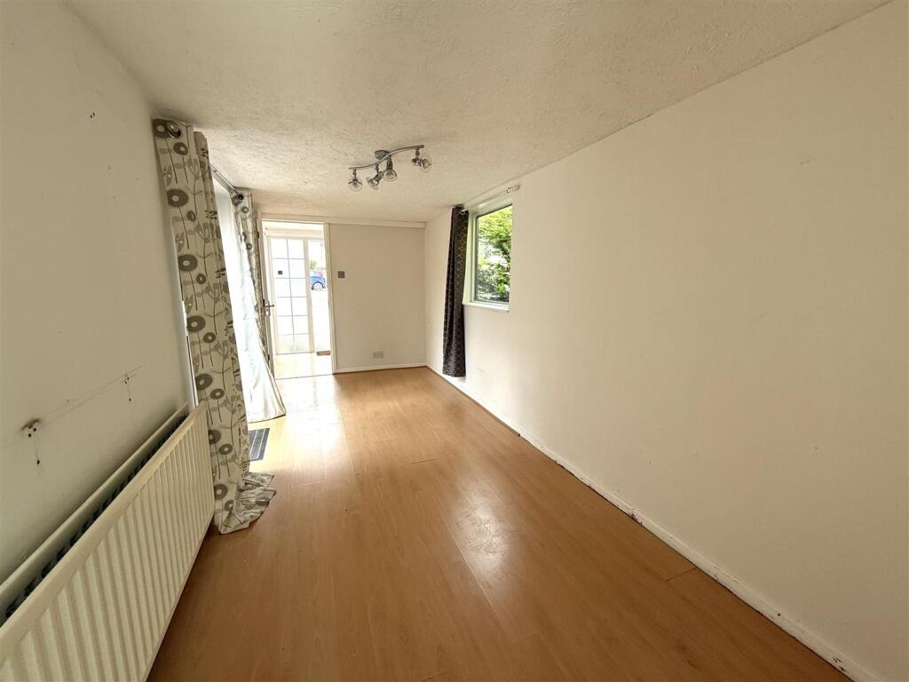 9 lanehead bath.jpeg