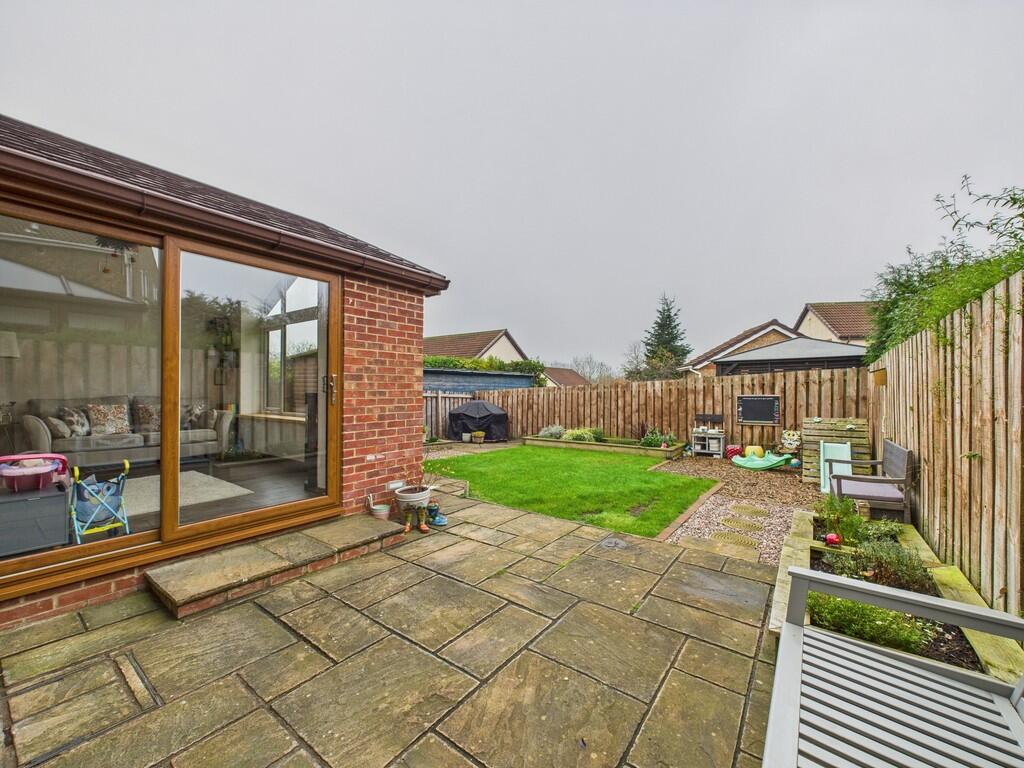 CAM01835G0-PR0339...