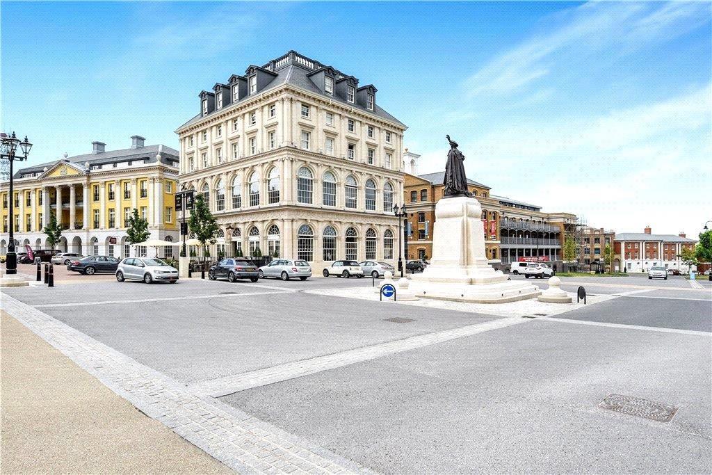 Example Queen Mother Sq.jpg