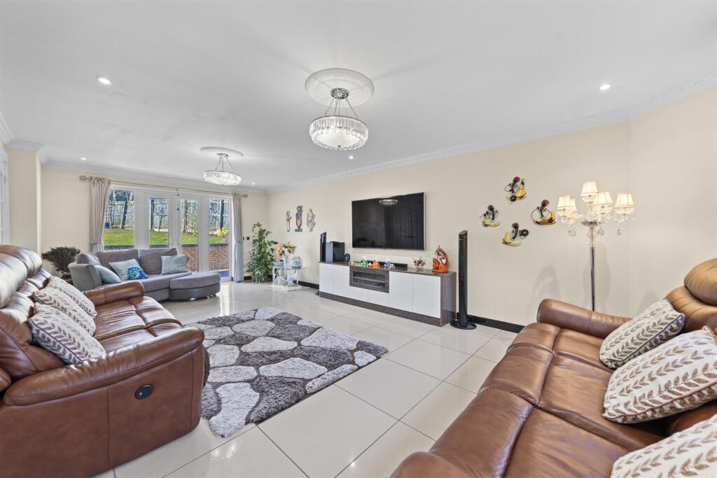 95BradwellRdWeb24.jpg