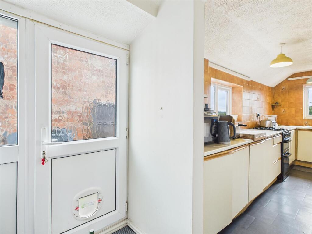 Rear Lobby / Kitchen