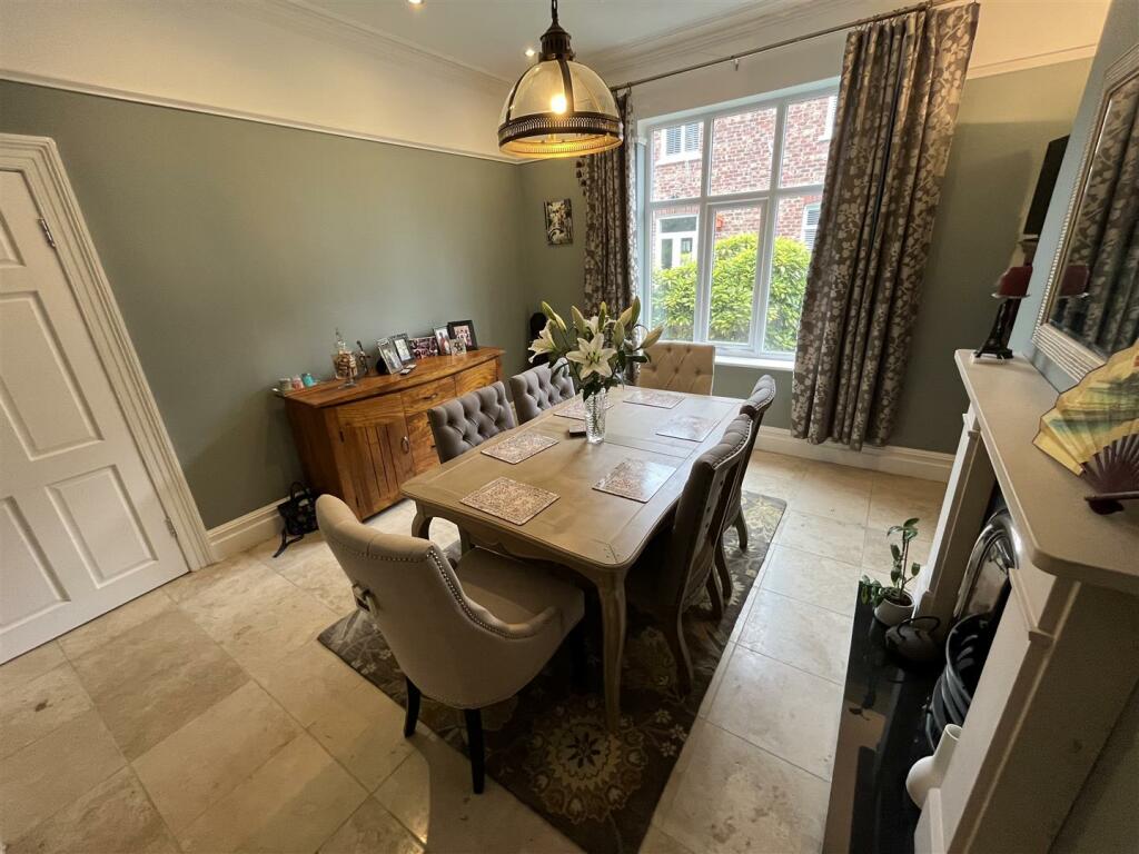 Dining Room Aspect 2