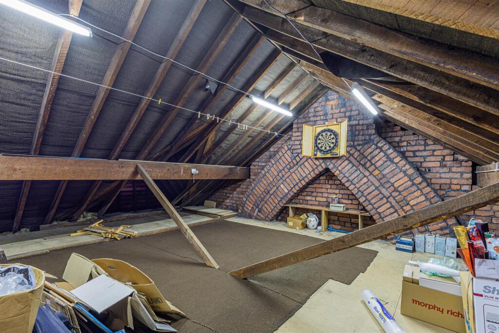 Stallcourt Avenue 28-21.jpg