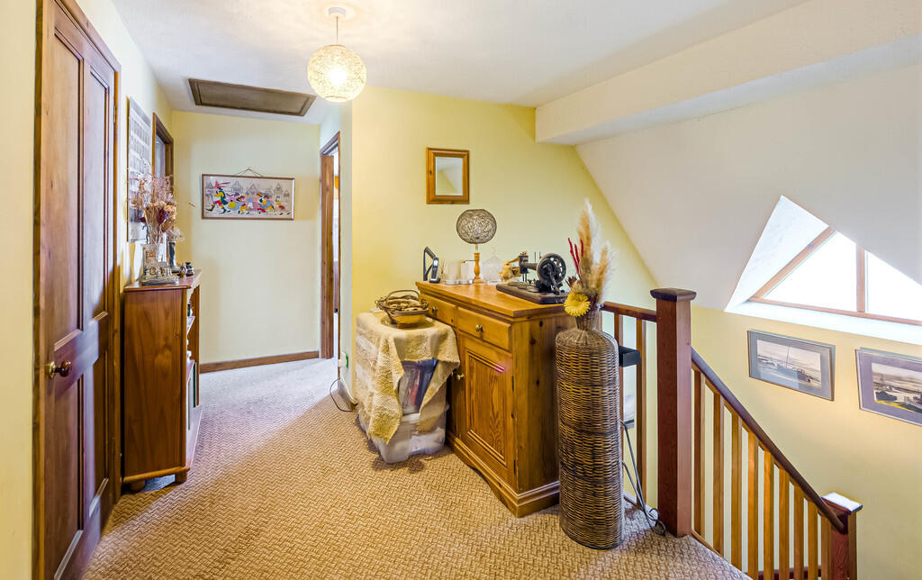 First floor landi...