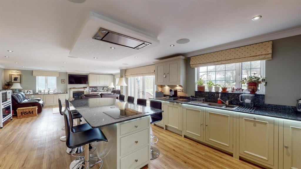 Highfield-House-Little-Ditton-03082021_175840.jpg