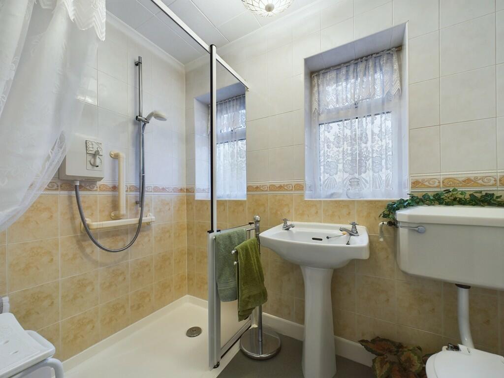 CAM02060G0-PR0251...