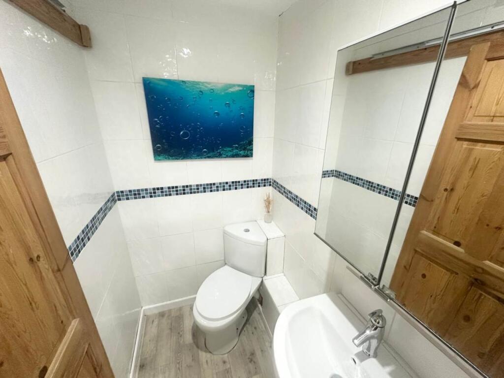 WhatsApp Image 2025-