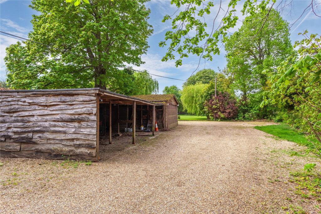 Garages &amp; Parking