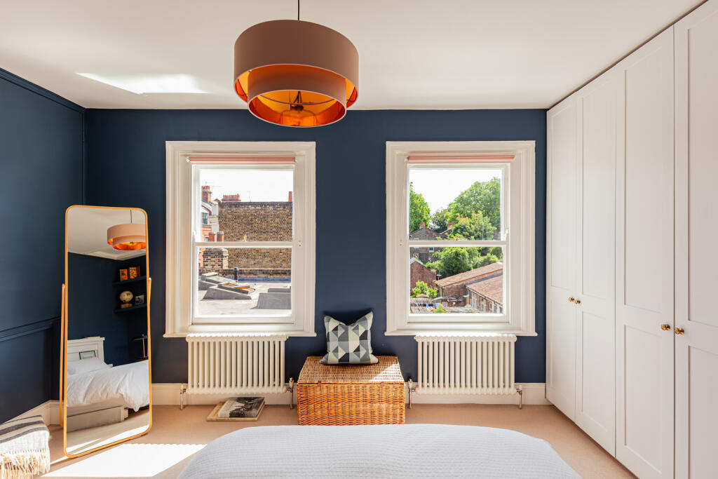 289058 - 25_5_TMH E1 2HS6855-Enhanced-NR.jpg