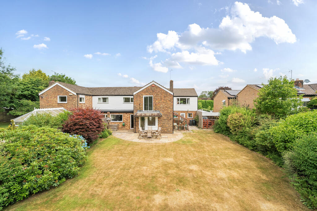 Rear Exterior / Garden