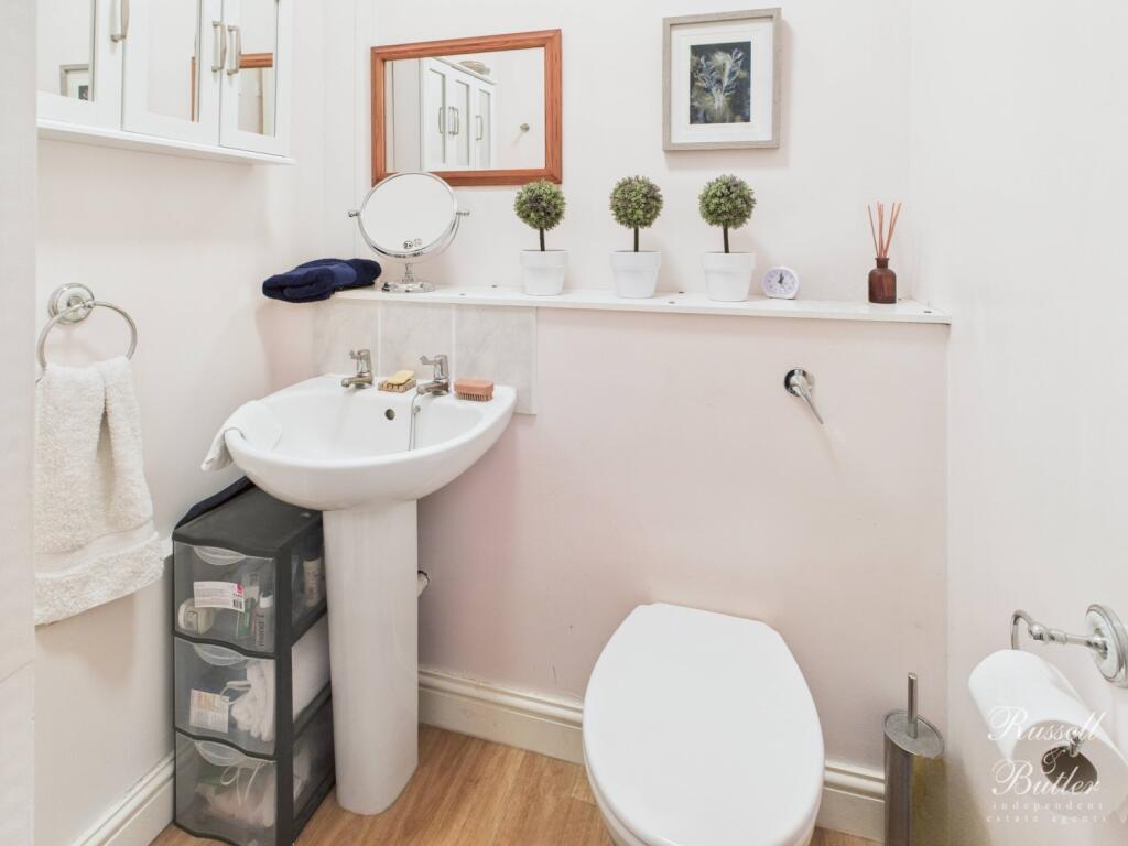 CAM01995G0-PR0385-STILL014