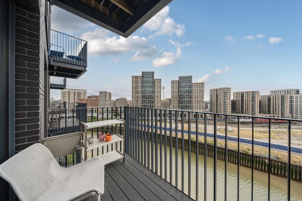 1333376-17-6890d2...