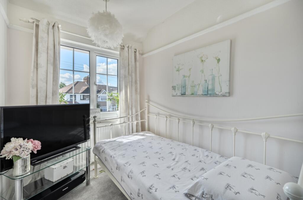 1350102-5-68baf964c1ab3