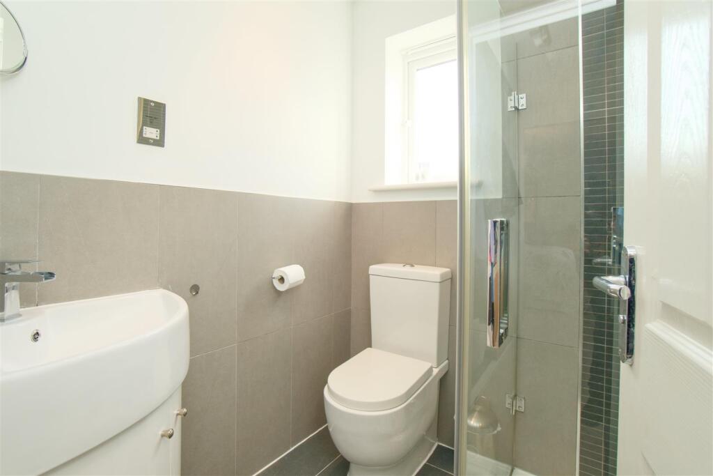 Ensuite Shower Room