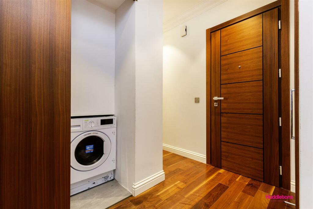 Collingwood House -18