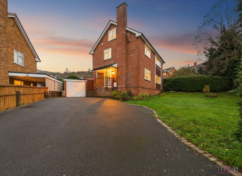 Woods Orchard Road, Tuffley, GL4