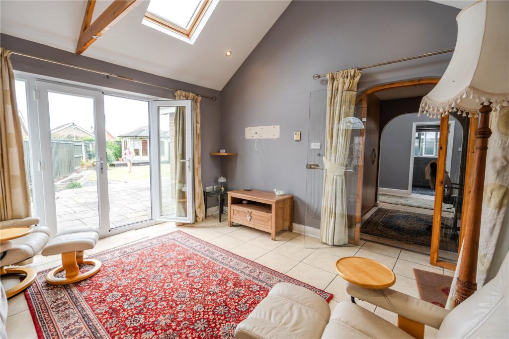 Sun Room (2)