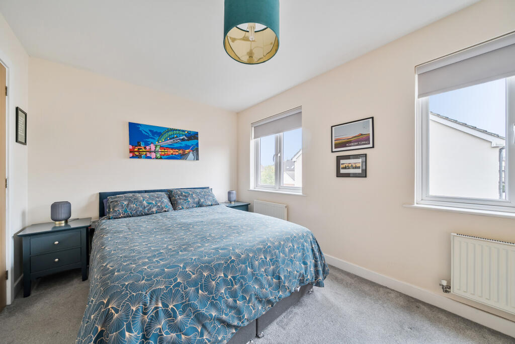 1363070-10-68e652...