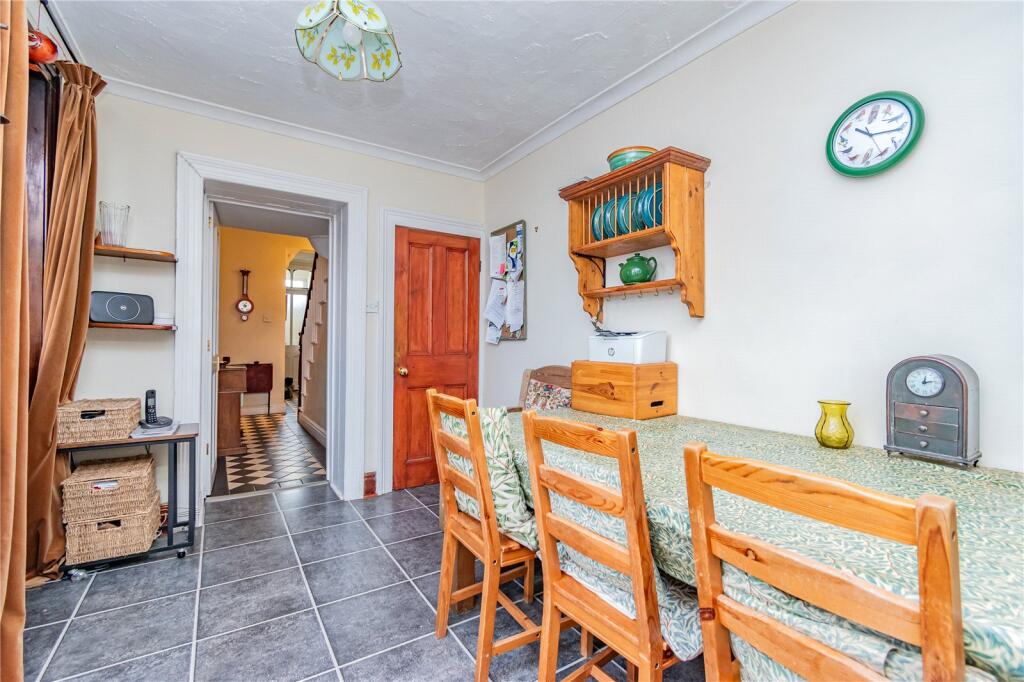 Breakfast Room