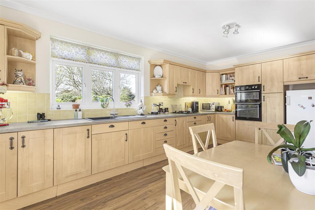 Kitchen Stanwell Road.JPG