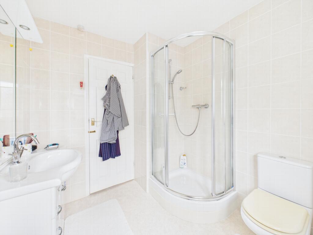 En Suite Shower Room