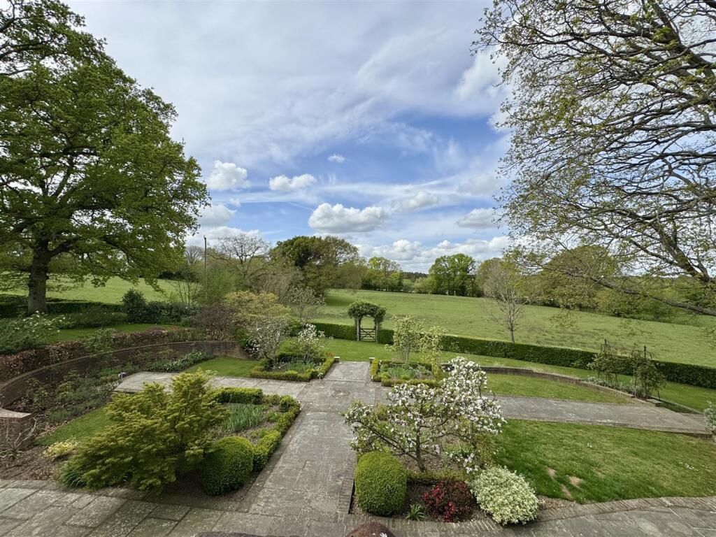 GARDEN 2