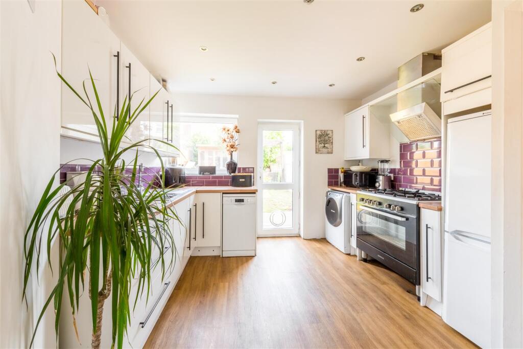 12 Oakapple Road-3.jpg