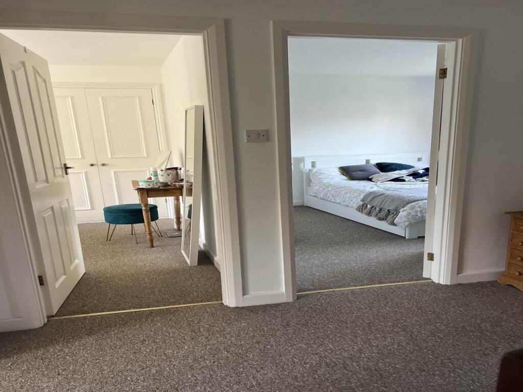 Grayling Close Landi