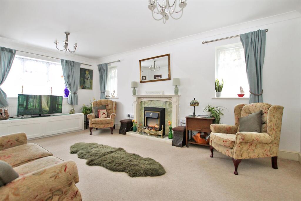 9017273-102464-133838430888492075-8b390bbd-7445-19