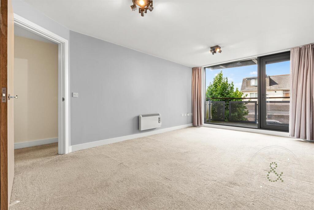 The Monico, Rhiwbina, Hern Crabtree (13).jpg