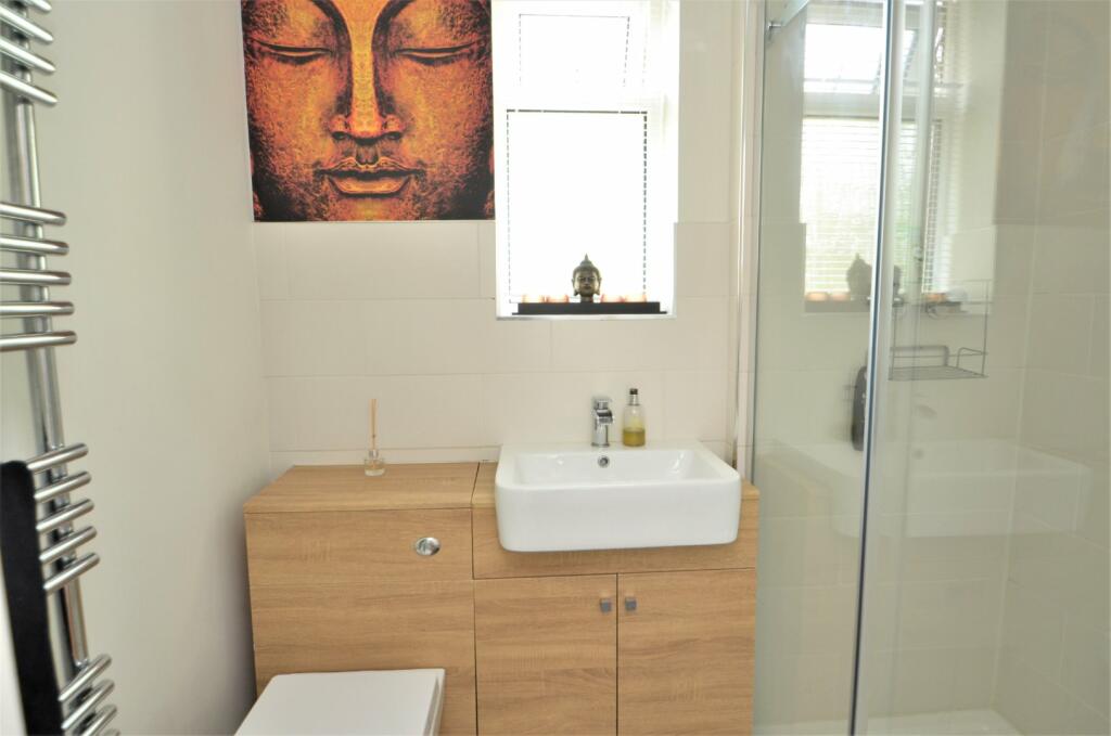 Shower/Cloakroom