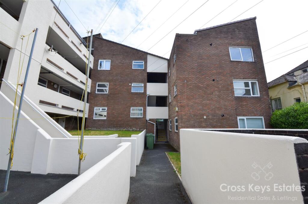 Communal Garden, Storage, Park