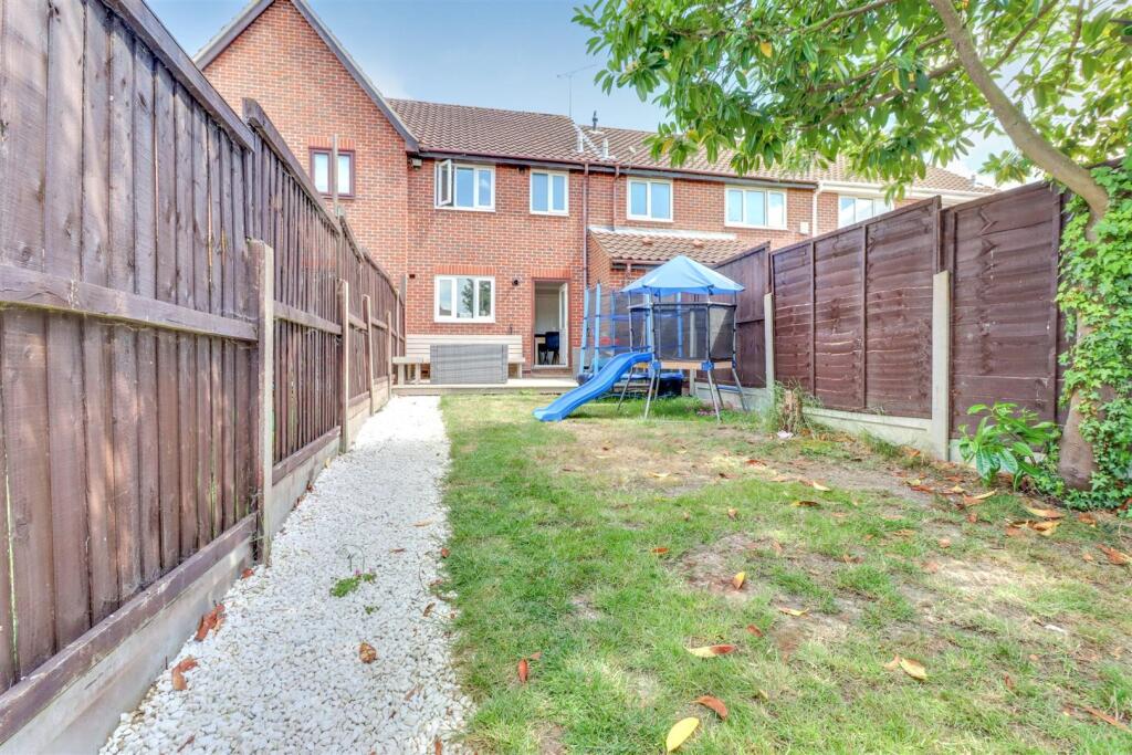 12 DENHAM VALE-15.jpg