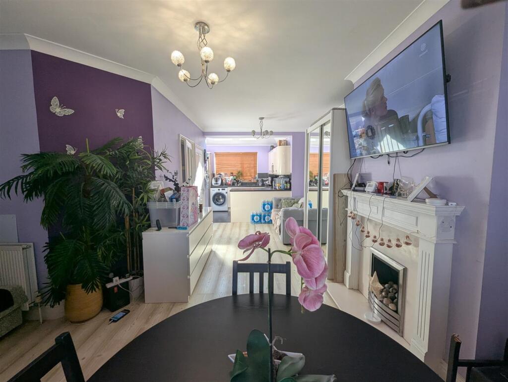 Lounge/Kitchen/Diner