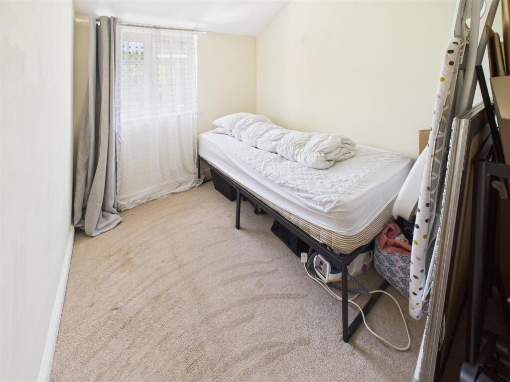 bedroom3.jpg
