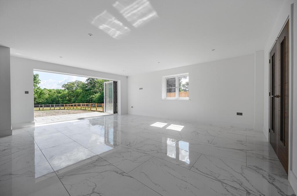 1295988-41-683045...