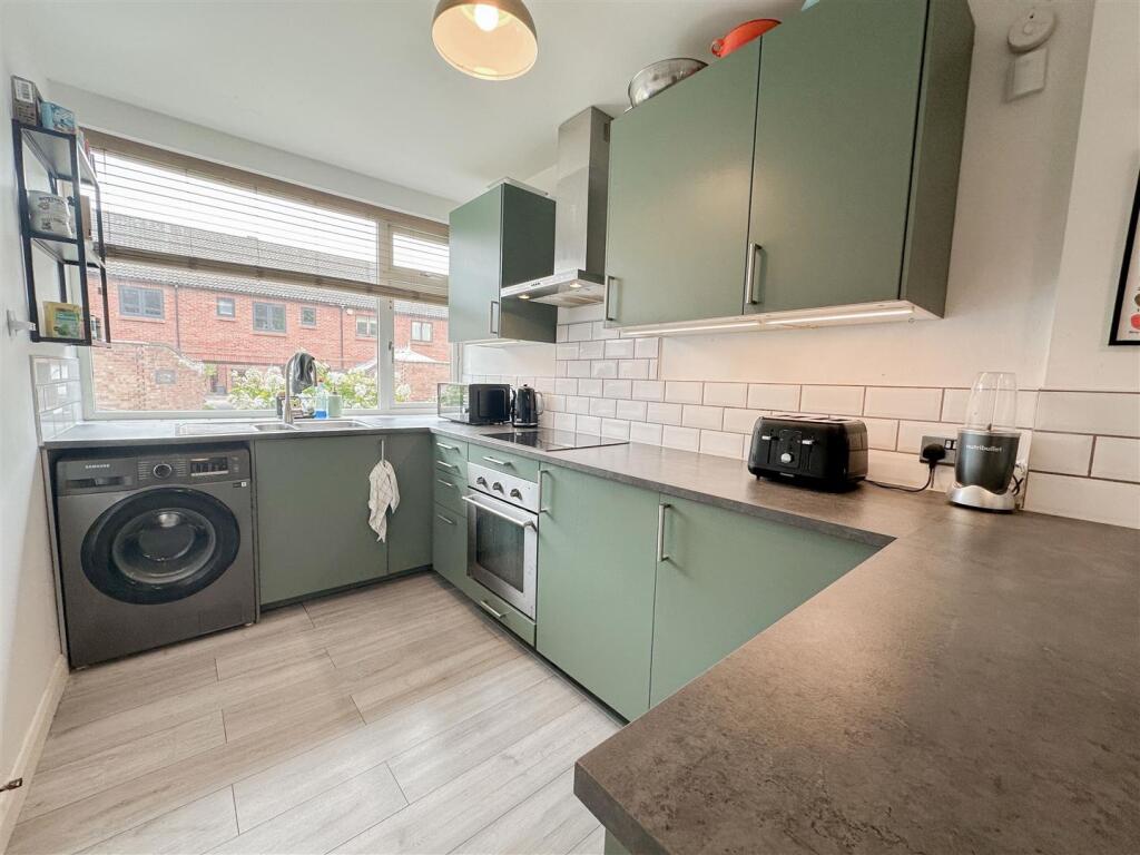 tlc_fb80119d-f957-4641-b09c-dd3d4bb5b5e8_8fdb425.j