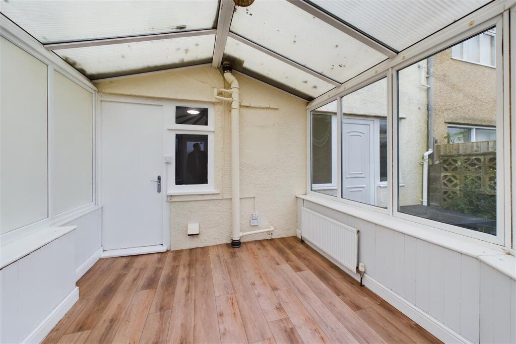 37, Kingsholm Road Southmead, Bristol, BS10 5LJ | 