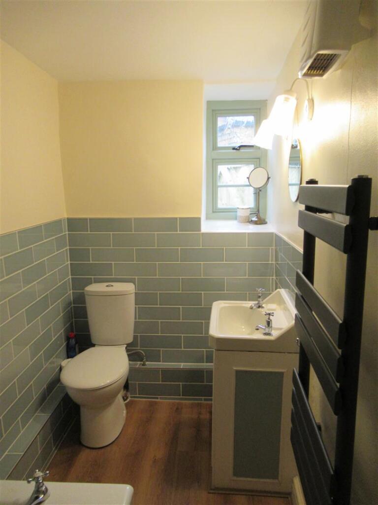 toilet view bathroom.jpg