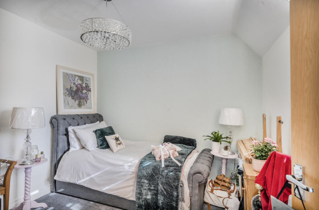 1353157-20-68c460...