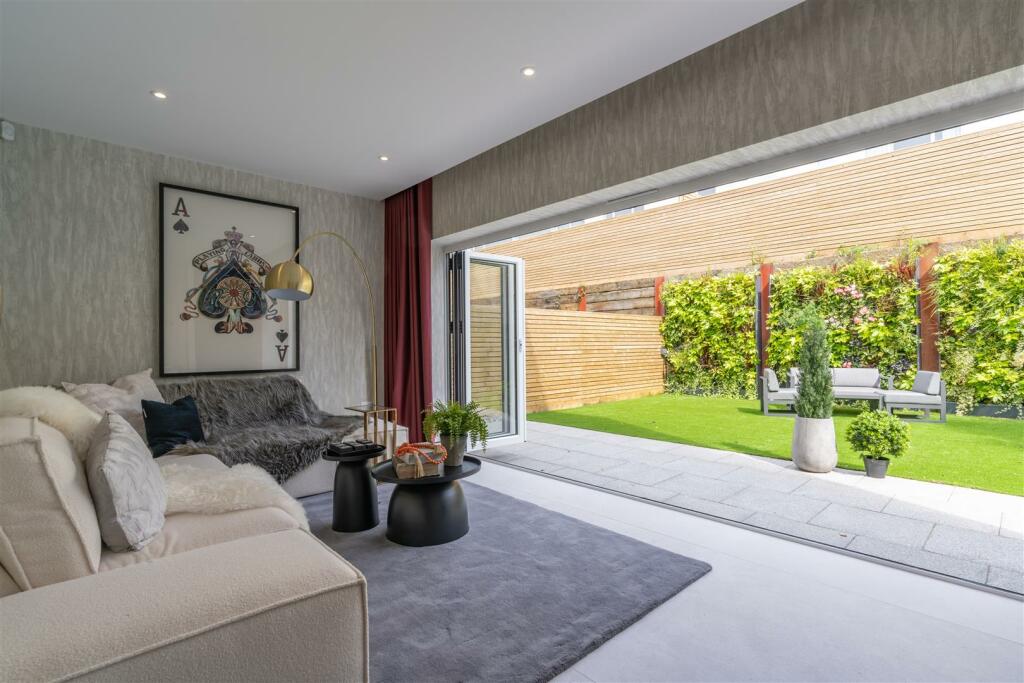Show Home - Lounge