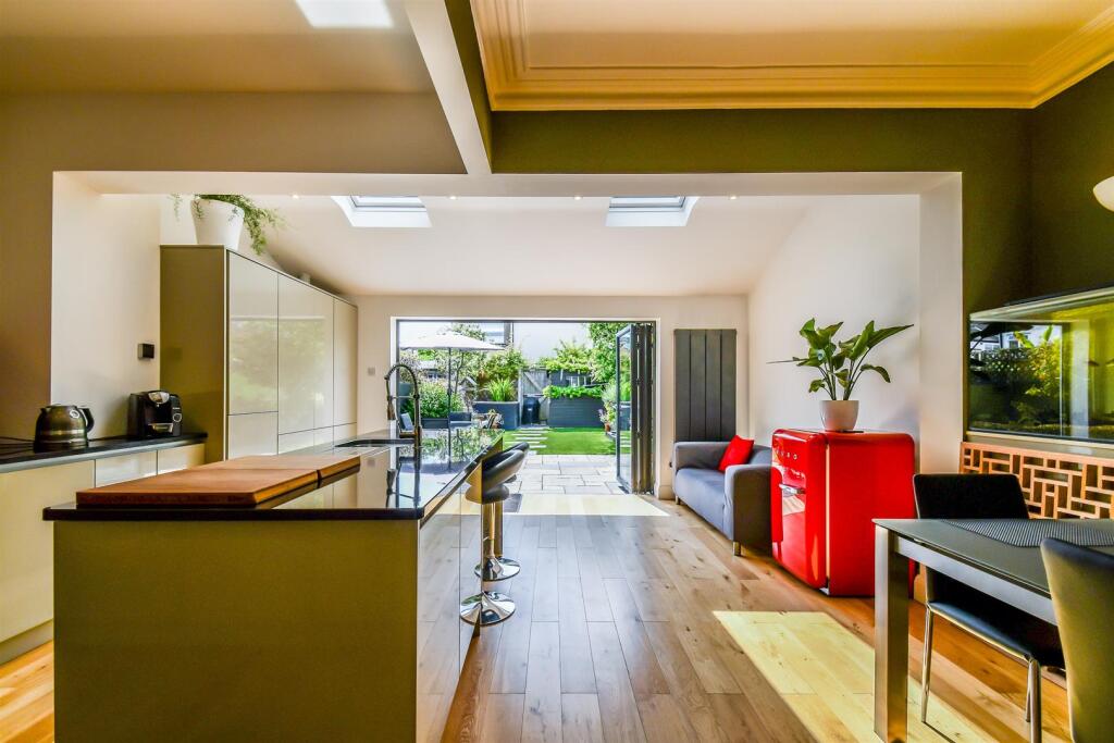 Kitchen - Family Room