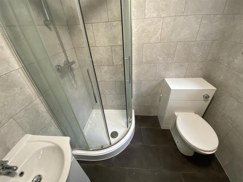 Separate Shower Room for Room 1