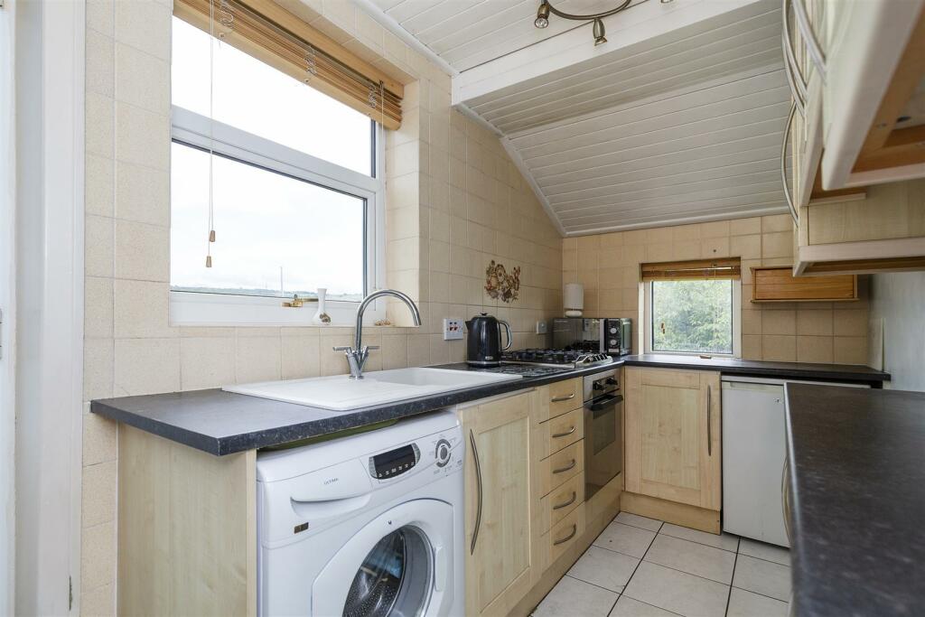 Bramleys Estate Agents - Exley Lane - Halifax (14)