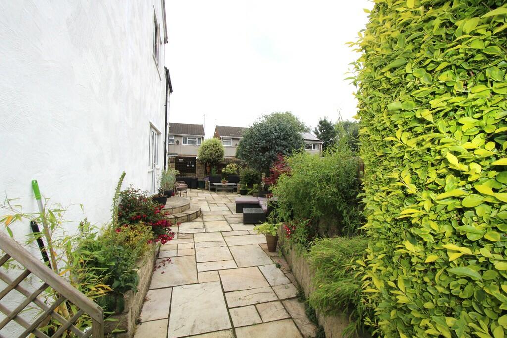 IMG_32540_33_orig...