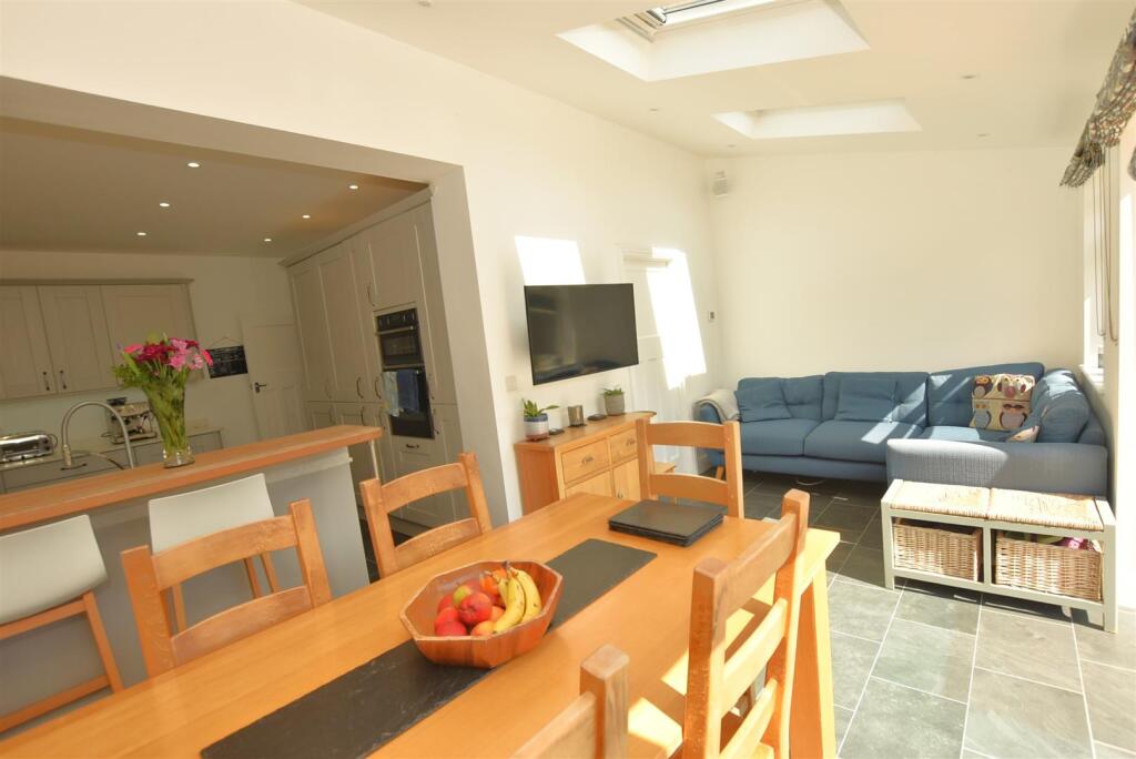 Dining/Family Room Area