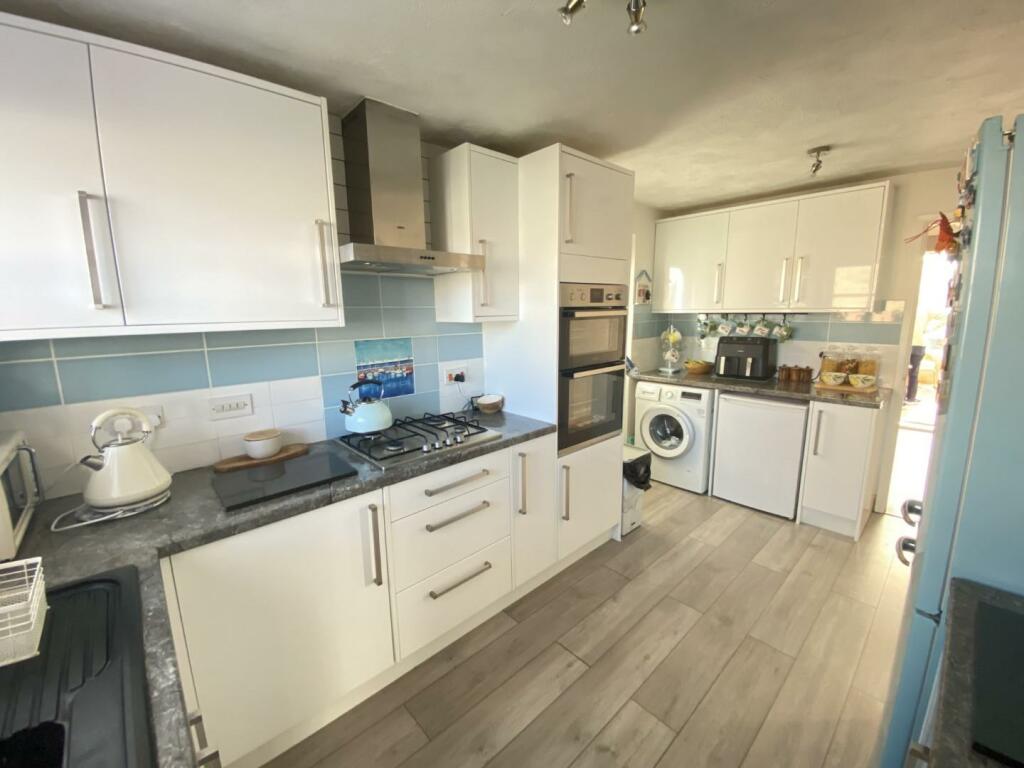 IMG_0589 (Large).JPG