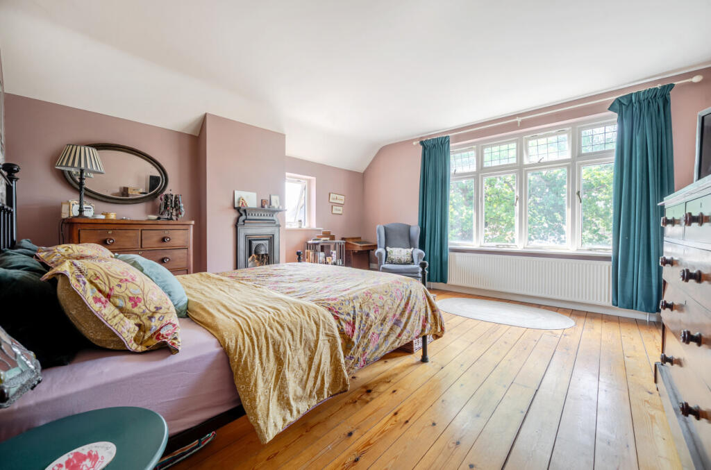 1330632-20-68933a...