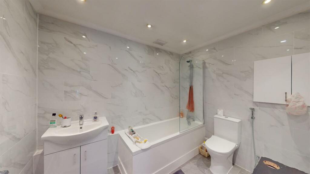 Flat-4-Bilton-Towers-07262024_153952.jpg
