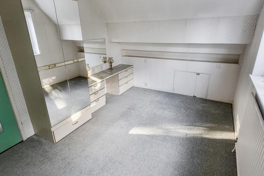 6 Chestnut Grove, Lincoln, Lincolnshire, LN5 9BJ